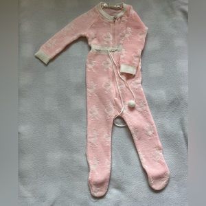 Christmas gift Vintage baby girl fit to grow snowsuit NB-12 months pink